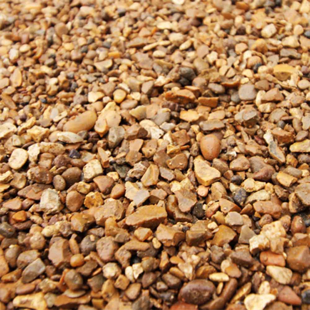 Golden Gravel - Decorative Chippings 10mm/20mm | CH1 UK