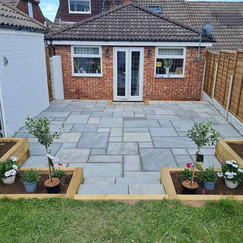 Grey Sandstone Paving Slabs Mixed Pack